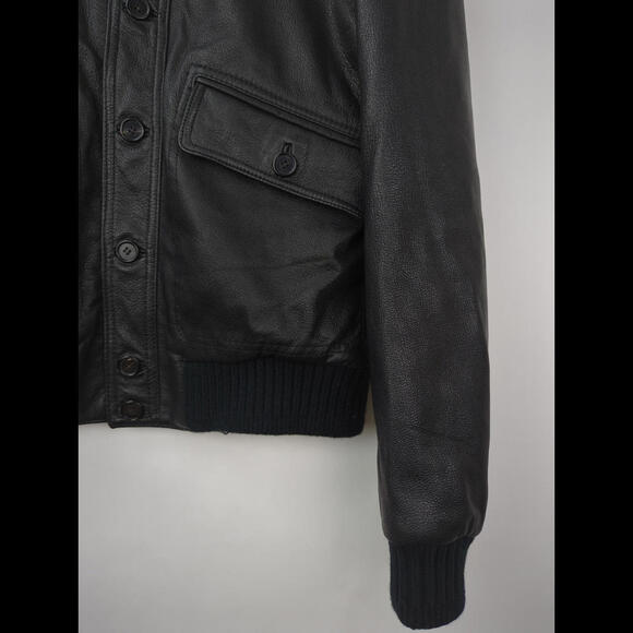 [SOLD] TOM FORD Men's Sz US L Black Fur Lined Leather Bomber Jacket Italy - Picture 4 of 10